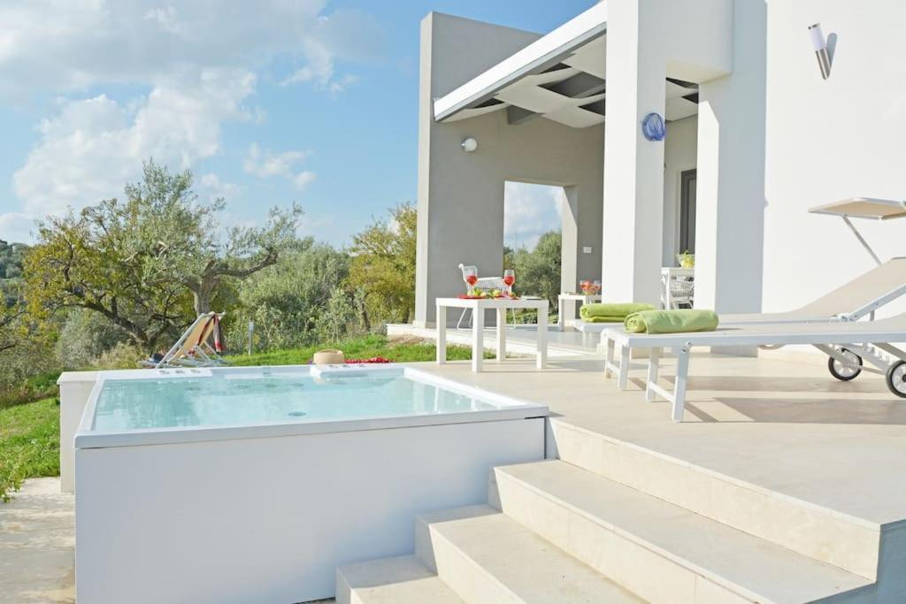 Villa Pettegola Tenuta Il Cavaliere Di Italia Noto- Vista Mare Mini Piscina Idromassaggio Εξωτερικό φωτογραφία