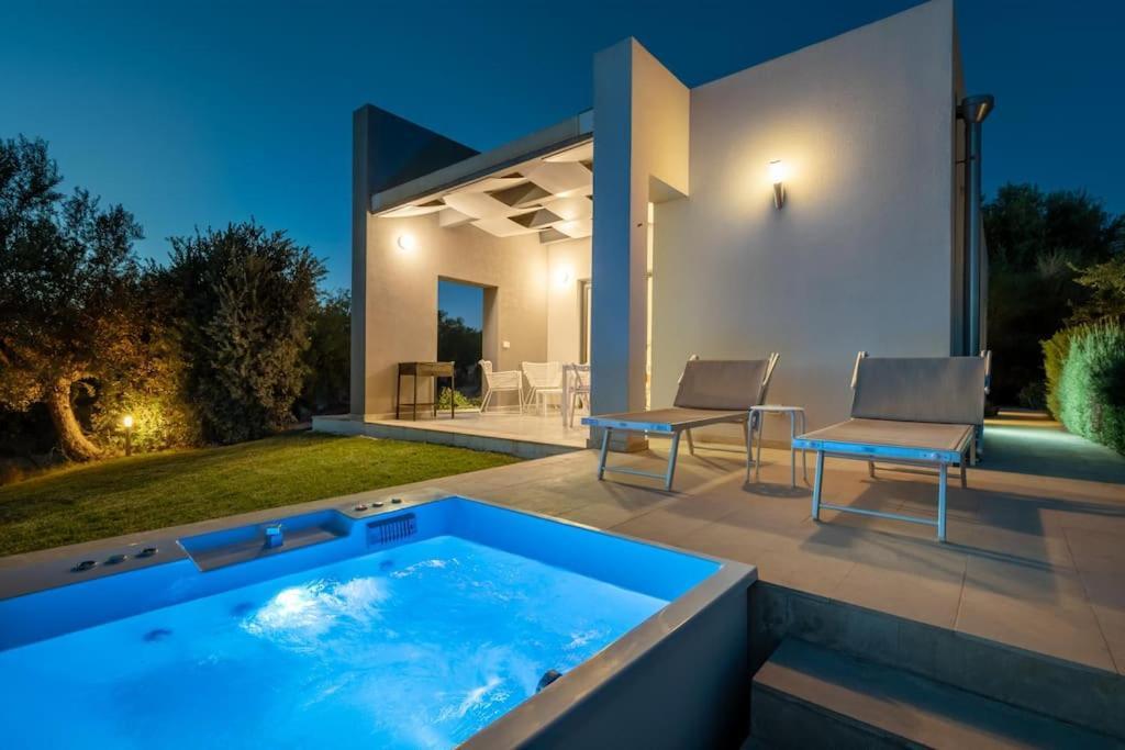 Villa Pettegola Tenuta Il Cavaliere Di Italia Noto- Vista Mare Mini Piscina Idromassaggio Εξωτερικό φωτογραφία